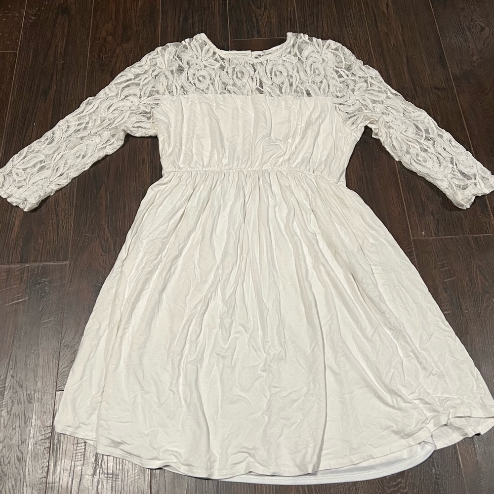 Charming White Lace Formal Dress